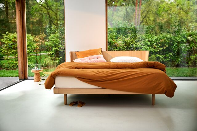 Auping Noa bed - Balanced oak Auping Noa bed - Balanced oak