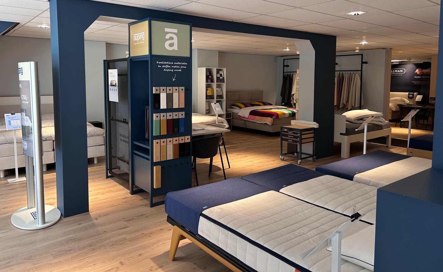 Auping bedden vergelijken in de showroom van Bedvisie Auping bedden vergelijken in de showroom van Bedvisie