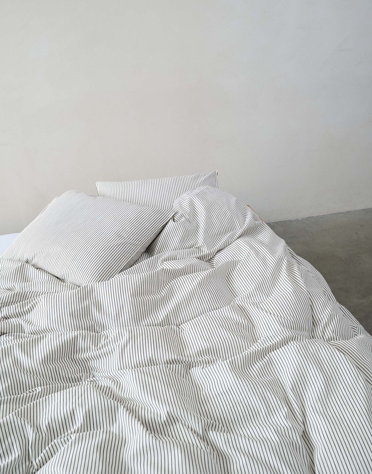 Marc O'Polo Classic fine stripe antraciet