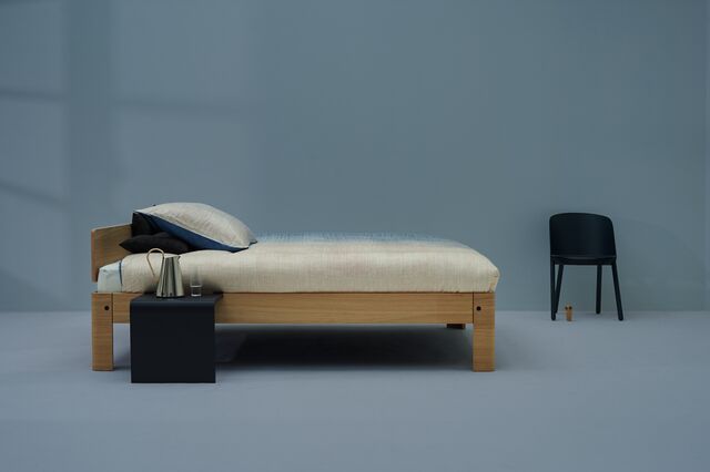 Auping Auronde met hoofdbord natural oak Auping Auronde met hoofdbord natural oak